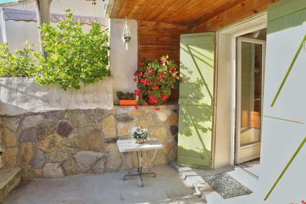 L'Oustaou Dorey Saint-Cyr-sur-Mer Exterior photo