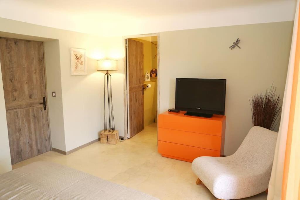 L'Oustaou Dorey Saint-Cyr-sur-Mer Exterior photo